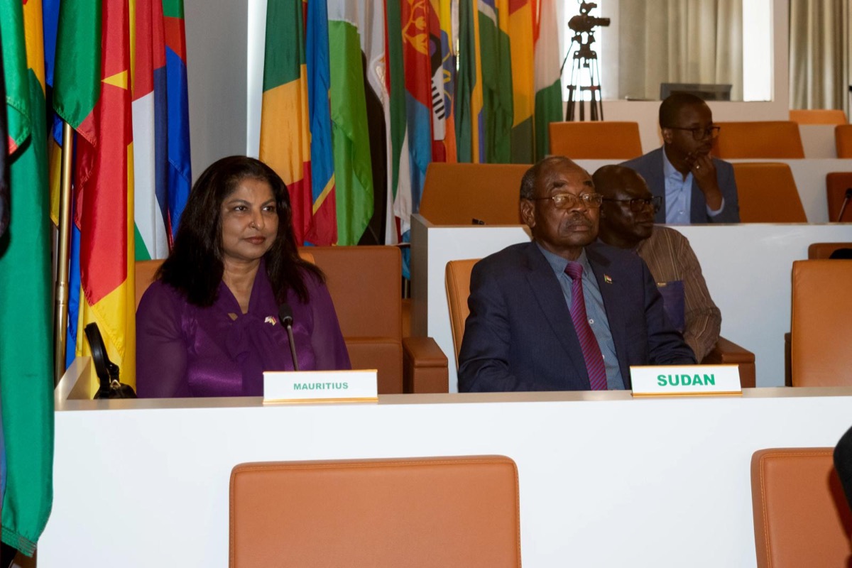 Diplomatas africanos presentes na cerimónia